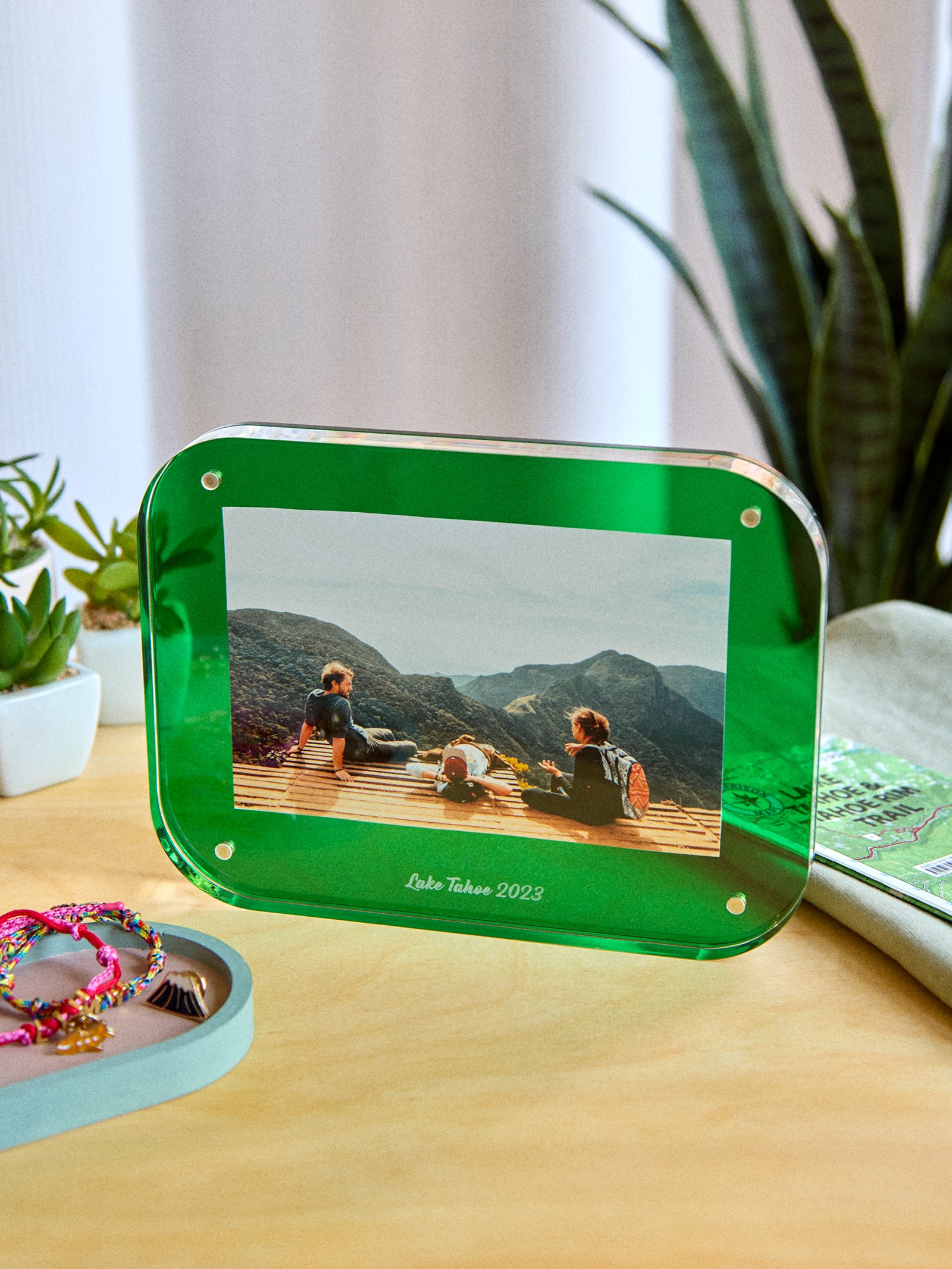 Picture Perfect Horizontal Acrylic Frame - Rectangle - Image 8