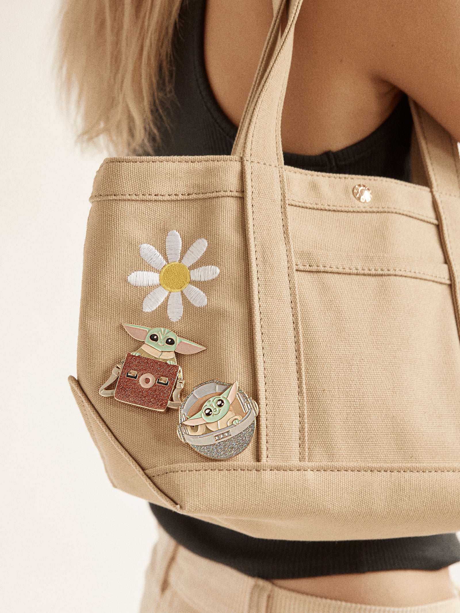 STAR WARS? GROGU? Bounty Hunter Bag Pin - Grogu Bounty Hunter Pin - Image 2